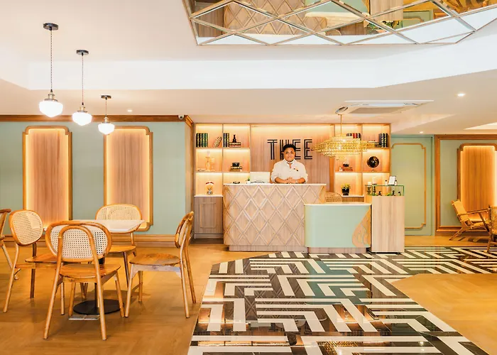 Thee By Th District Hotel