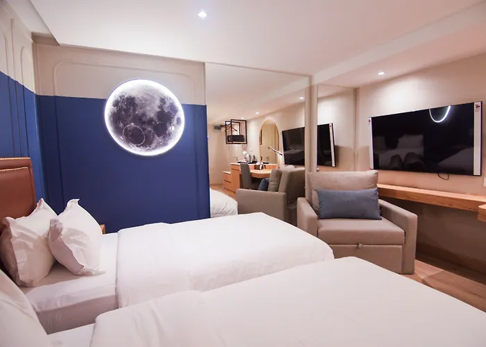 Thee By Th District Hotel 4*